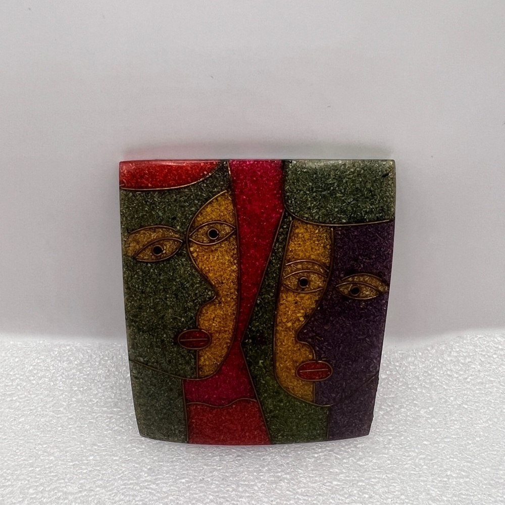 Picasso Style Cubist/Surrealist Style Two Women Faces Resin Brooch - Picture 3 of 8